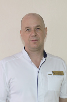 Заведующий хирургическим отделением Белоус Илья Алексеевич